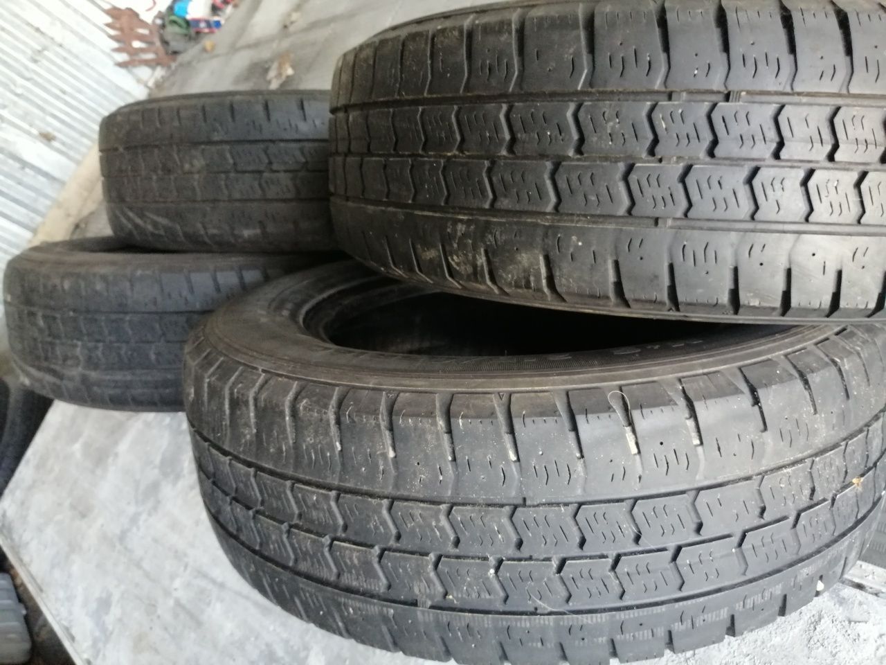 Fulda Conveo Trac 2 4xopony do busa 215/65 r16c