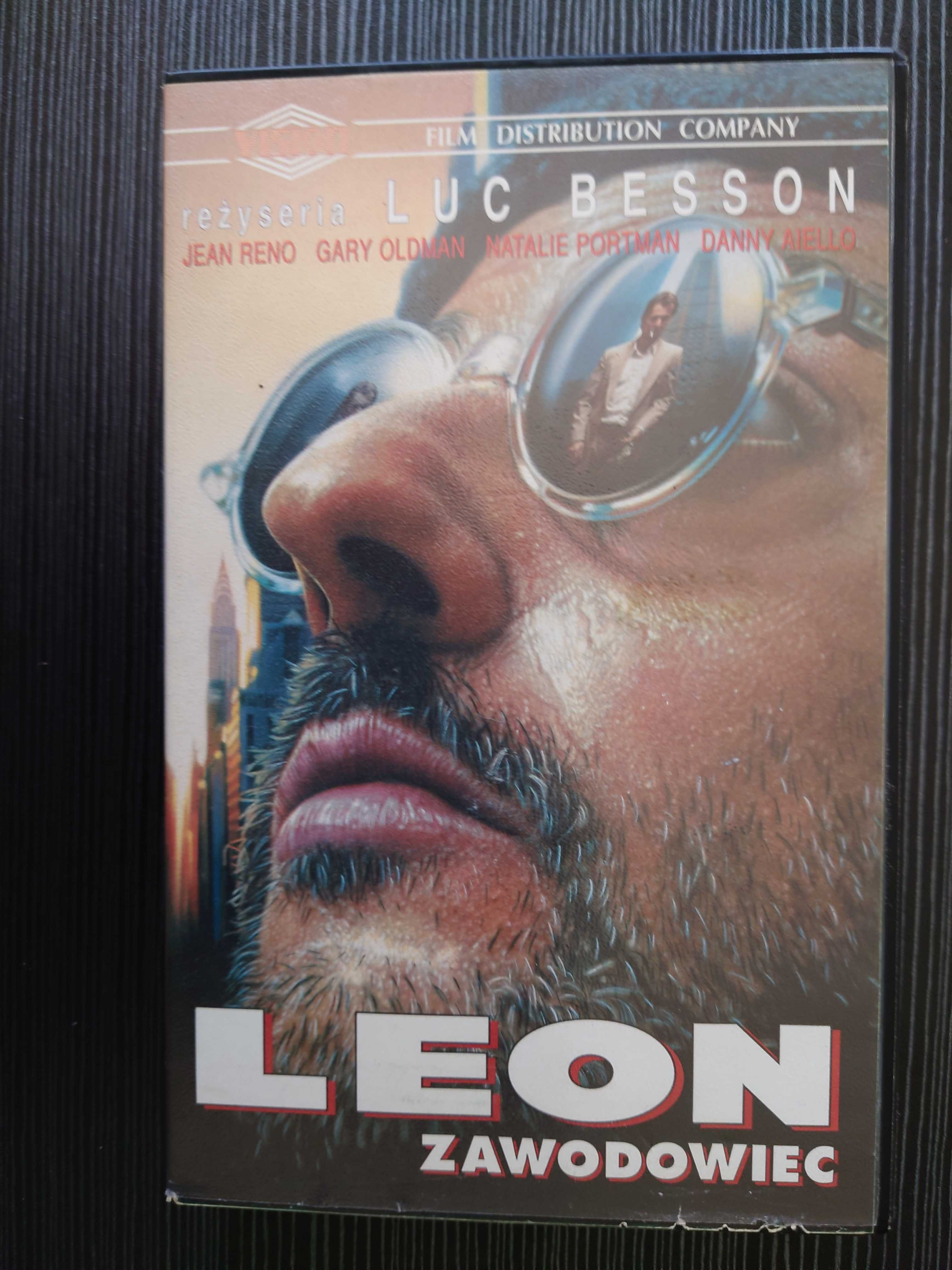 VHS ,,Leon zawodowiec'' Jean Reno z 1994 roku