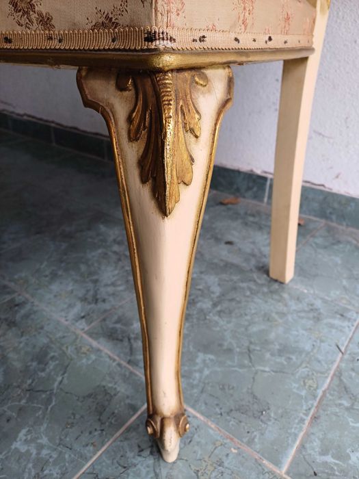 Cadeira estilo romântico vintage