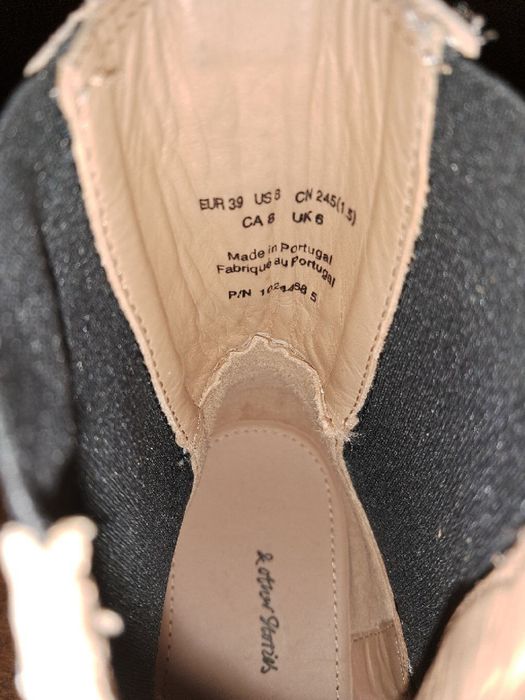 Нові кожані осінні ботинки р.39