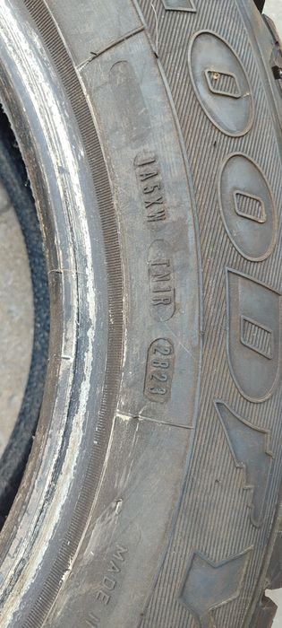 Зимова шина goodyear 205 60 r16