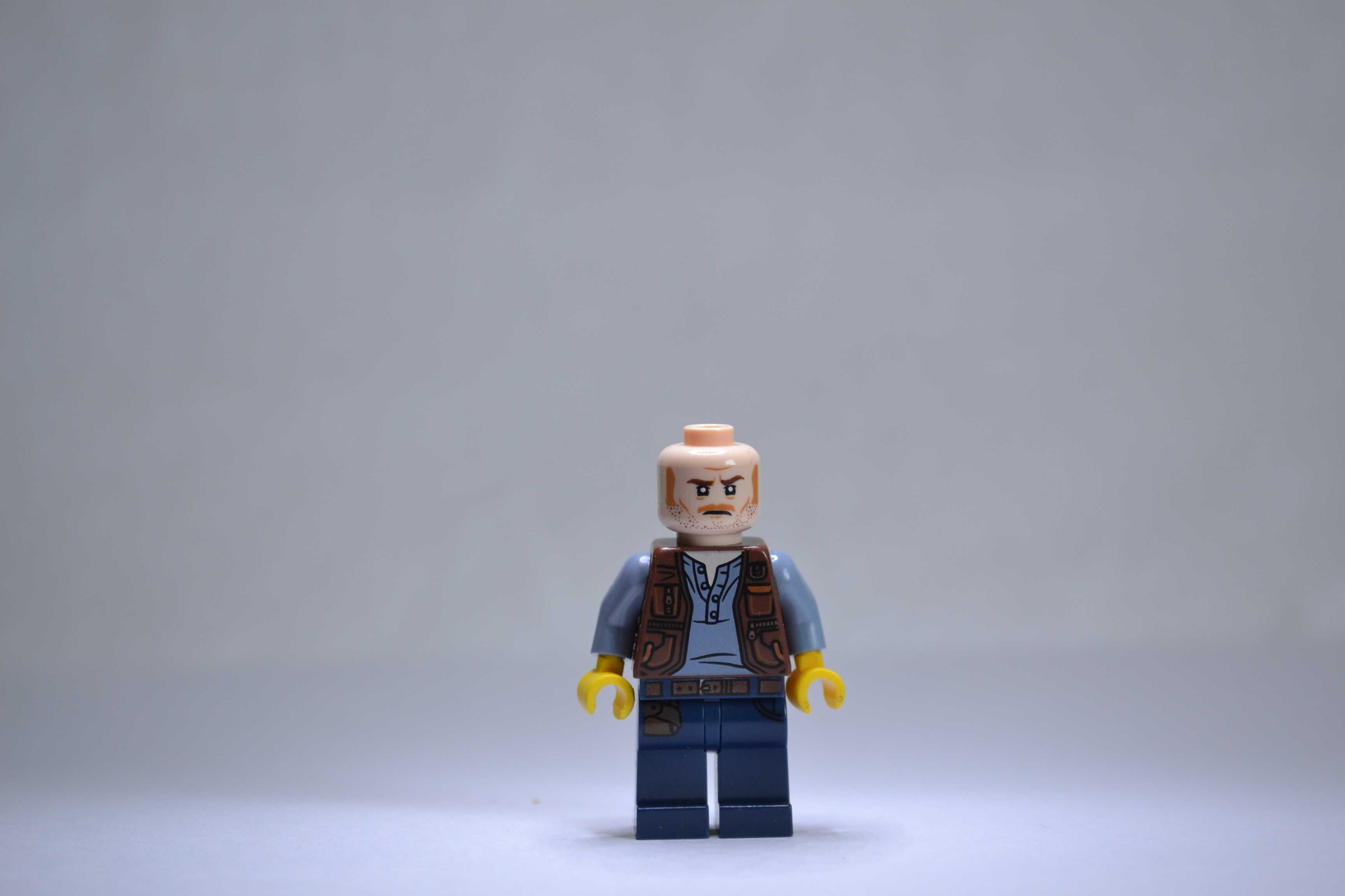 Minifigurka LEGO Jurassic World - Owen Grady