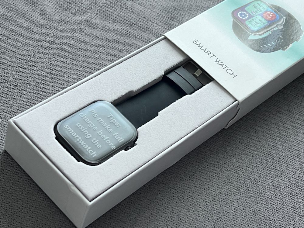 Nowy wodoszczelny smartwatch