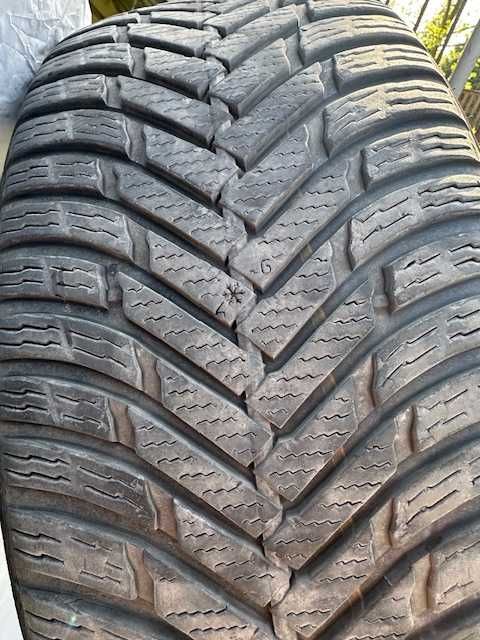 Opony NOKIAN całoroczne 205/45/R17 - 4szt - 500złotych