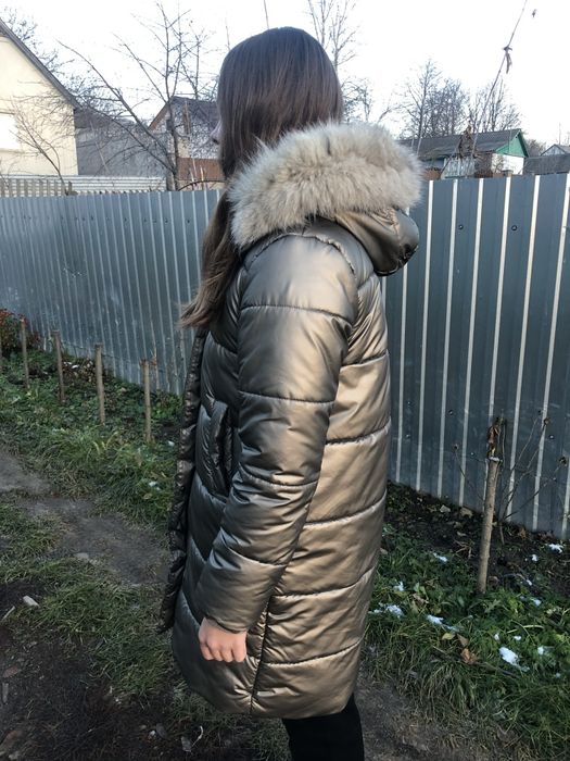 Зимове пальто на дівчинку підлітка