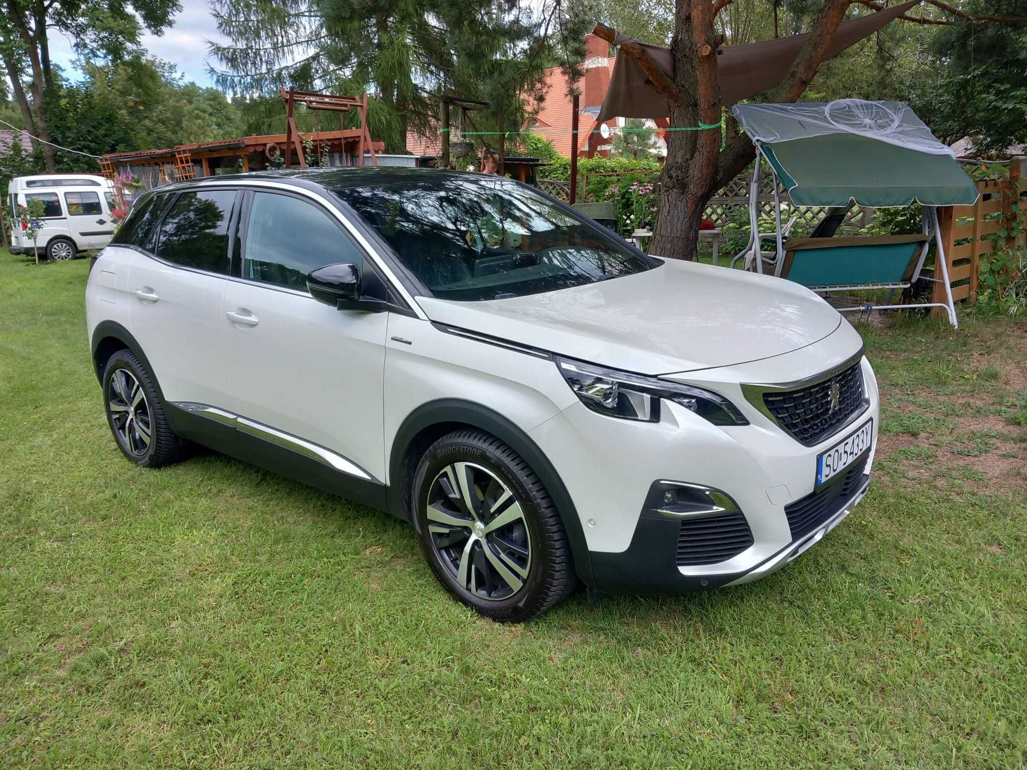 Peugeot 3008 GT line biała perła z czarnym dachem