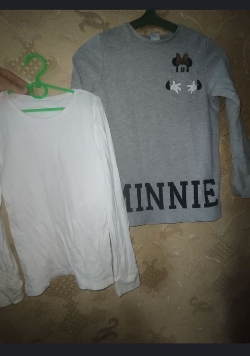 На дівчинку 11-12 років