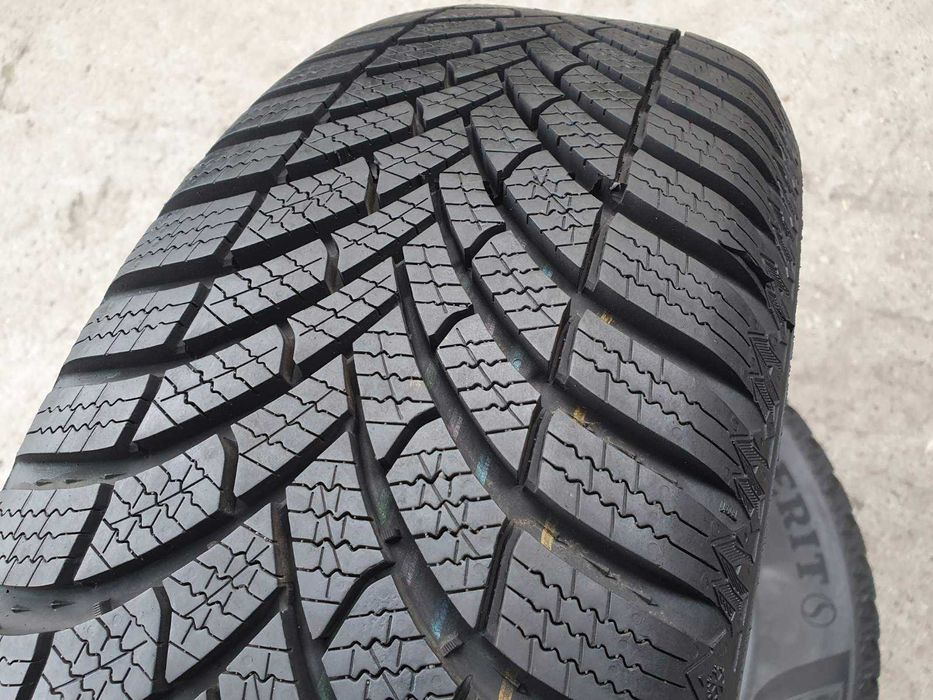 2x Semperit Speed Grip 5  185/65r15  8,2mm 2024r