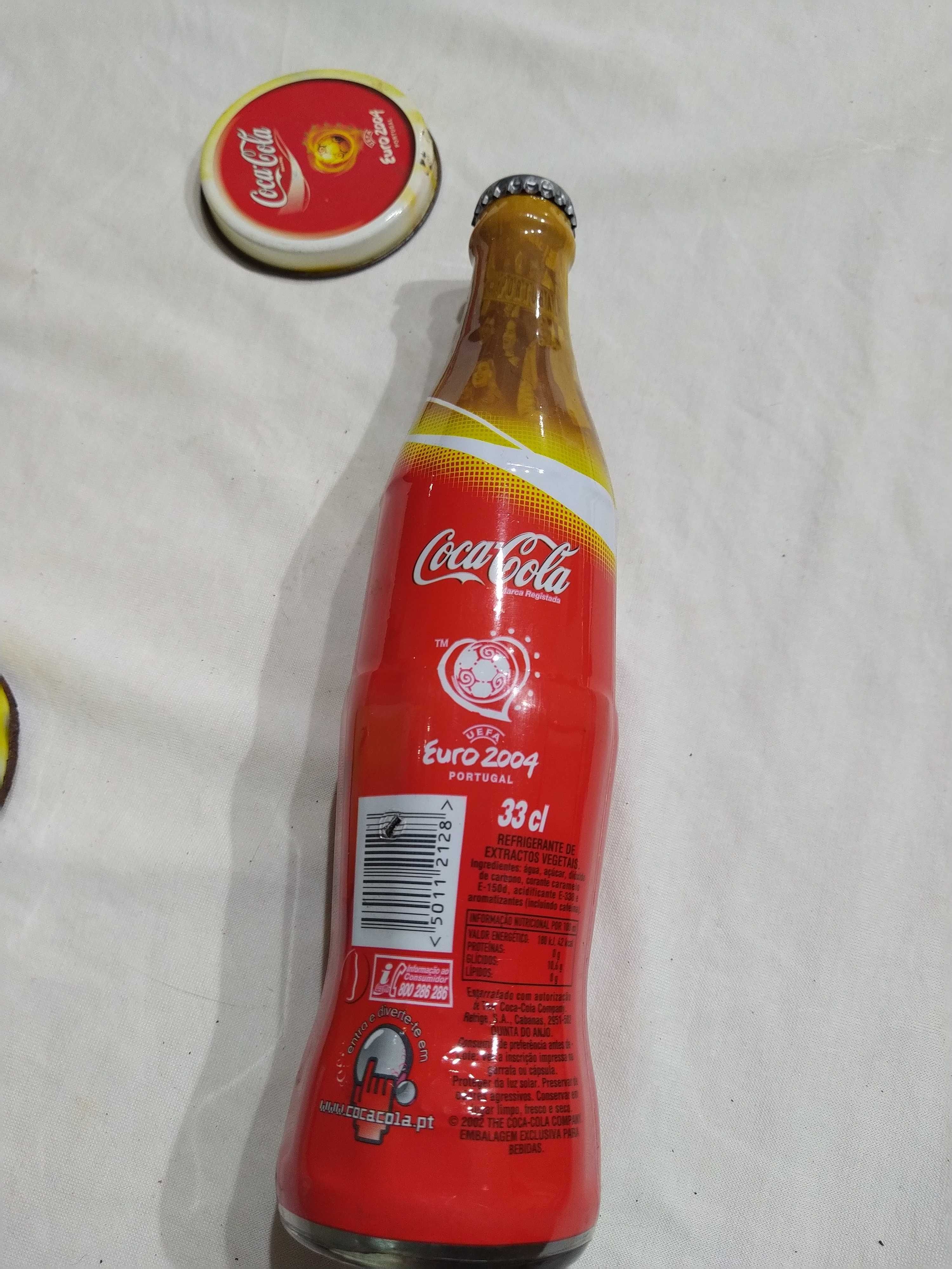 Lata com garrafa de coca-cola cheia Euro 2004