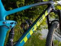 Trek Top Fuel 9.7, rozmiar L, 2021, stan bdb, carbon, turkusowo-czarny