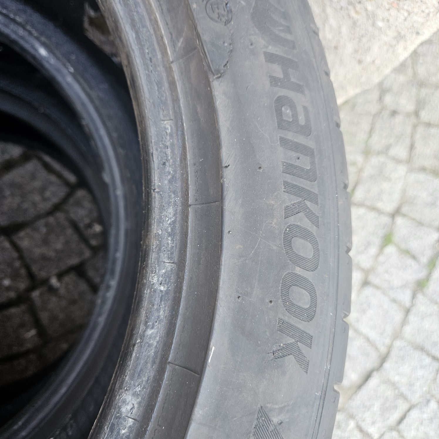 Opony  hankok 1 nowa reszta używana