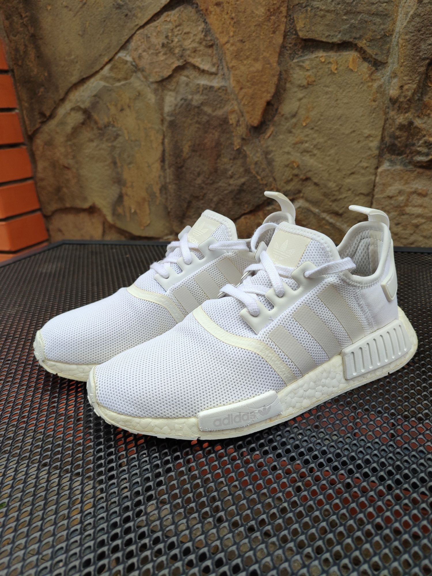 Оригинальные кроссовки Adidas boost 40 р-р