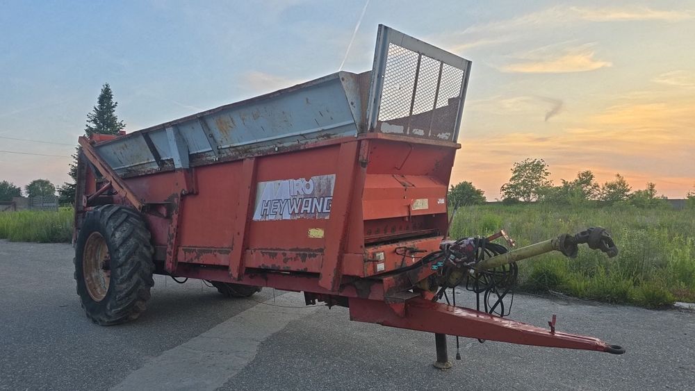 Rozrzutnik obornika miro 10 ton klapa 12 ton