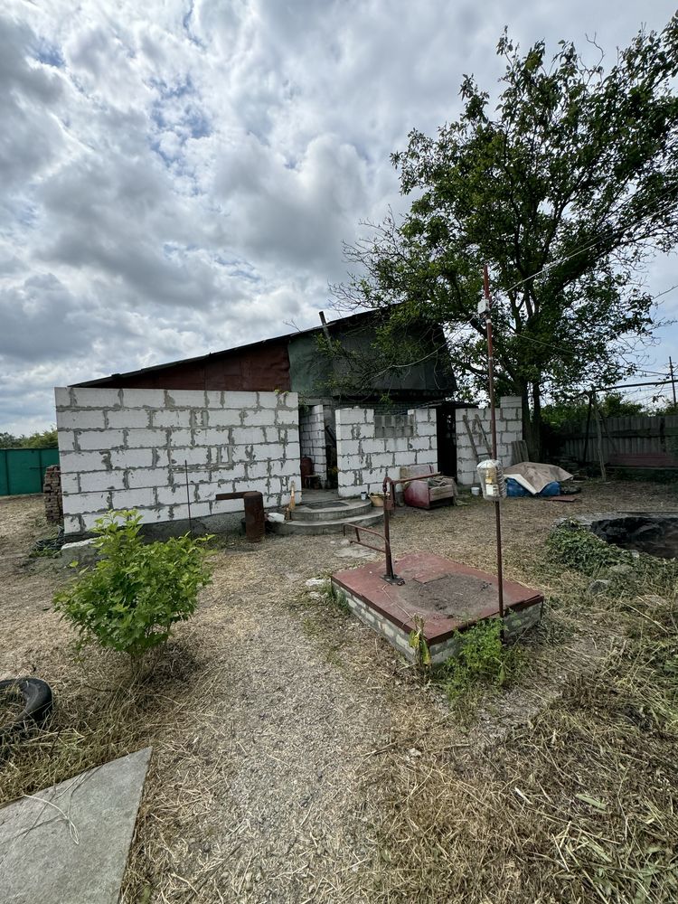 Садова ділянка з будинком