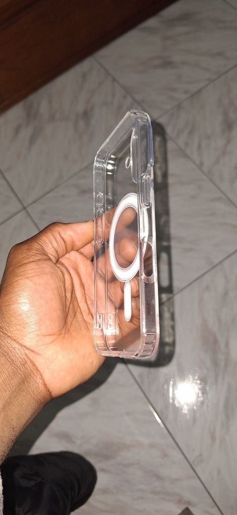 Capa para iPhone 16
