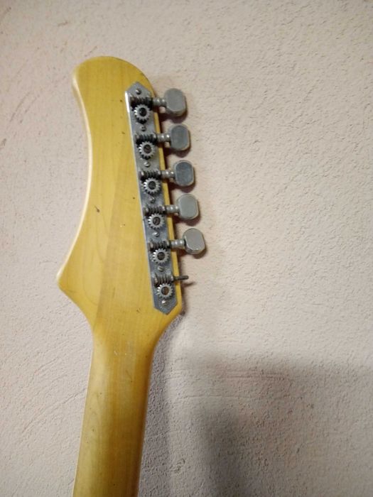 gitara elektryczna korpus z gryfem przystawki saphir z elektroniką