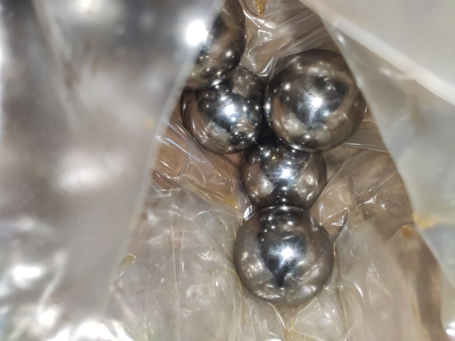 Шары стальные,шарики,шары(куля) на поворотный круг,шары к подшипникам