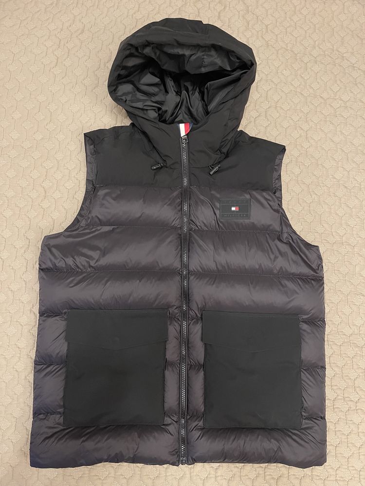 Colete puffer Tommy Hilfiger (L)