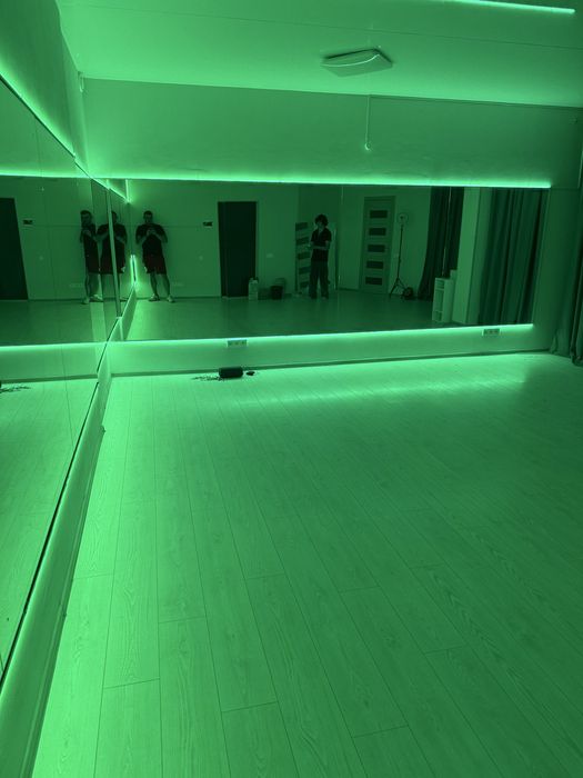 Оренда танцювального залу Виноградарь біля (Ретровіль)