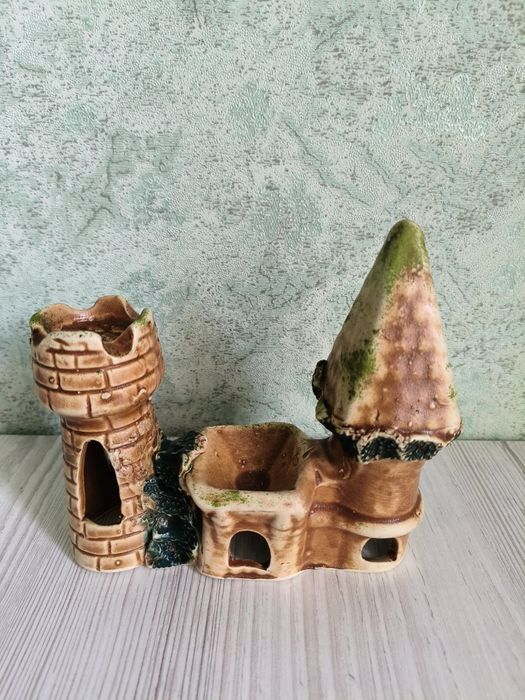 Замок для аквариума