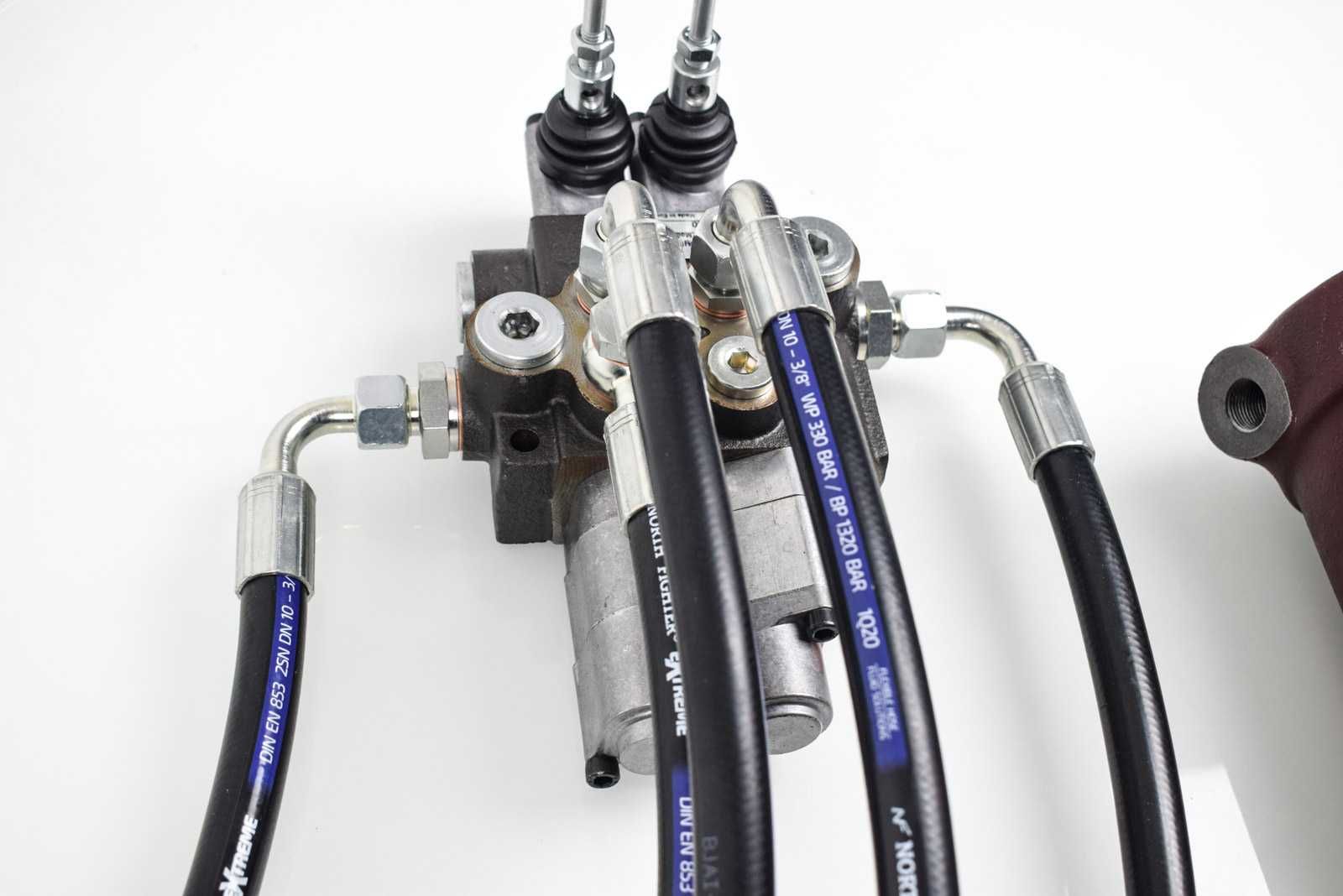 Rozdzielacz hydrauliczny zewnętrzny URSUS C-360 2-sekcyjny