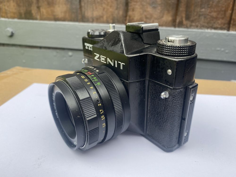 Aparat Zenit TTL z obiektywem