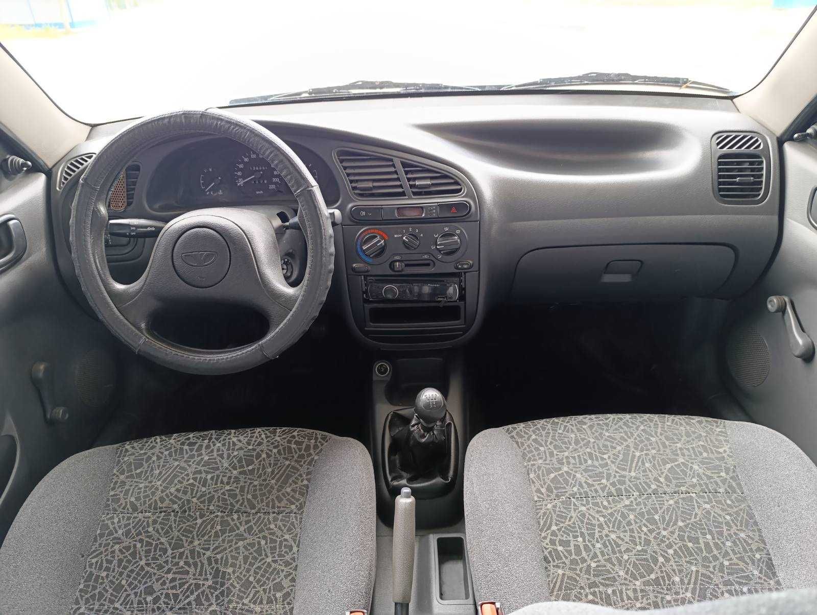Daewoo Lanos 2010 року 1,5 л./бензин