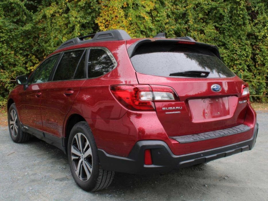 Subaru Outback Limited      2018