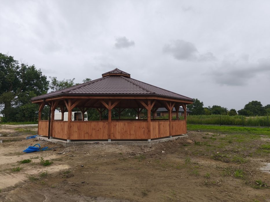 Naprawa , renowacja , dachy, kominy, podbitka,rynny