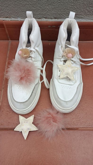 Lote de 6 enfeites para atacadores