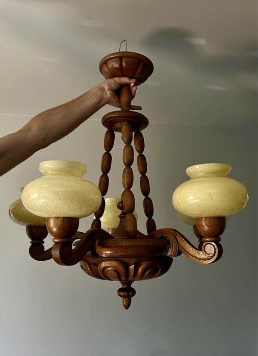 Żyrandol dębowy, robiony na zamówienie, niepowtażalny