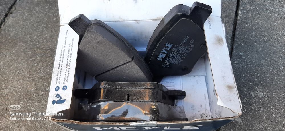 Тормозні диски та колодки Meyle