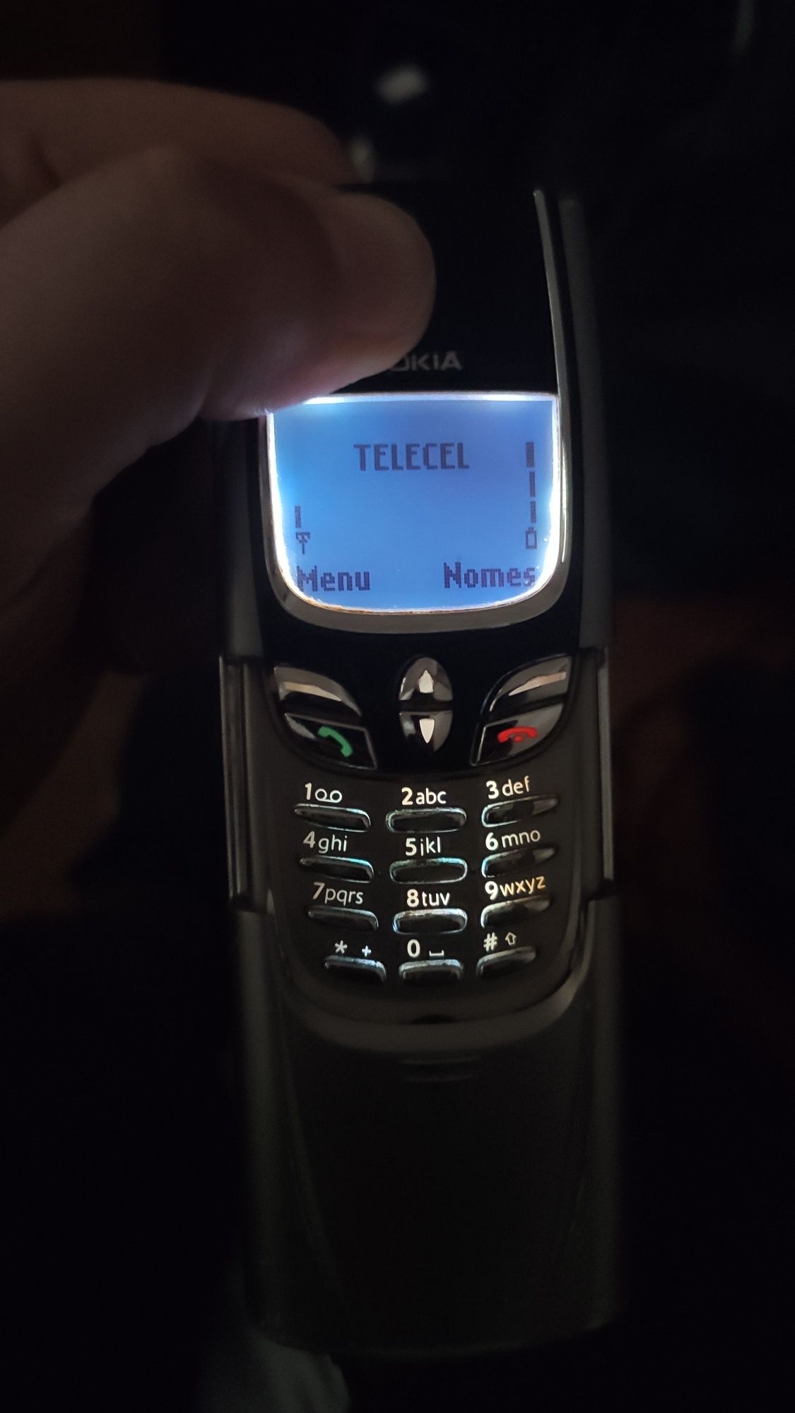 Telemóveis clássicos (Nokia, Siemens, Sharp)