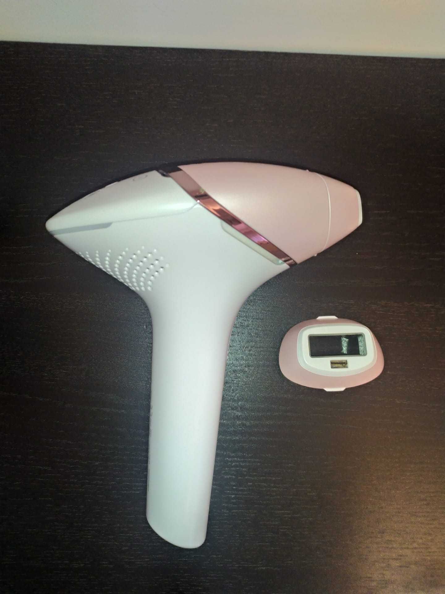 Máquina de Luz Intensa Pulsada PHILIPS LUMEA Prestige BRI950