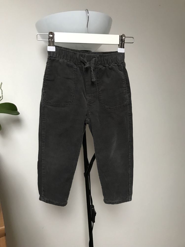Miękkie sztruksowe spodnie sztruksy Zara 98 cm 2-3 lata