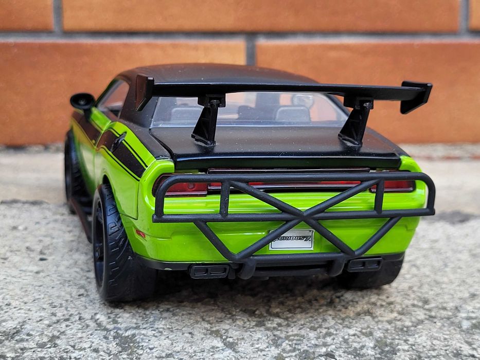 Kolekcja Dodge Challenger SRT Szybcy wściekli Jada 1:24 Fast & Furious