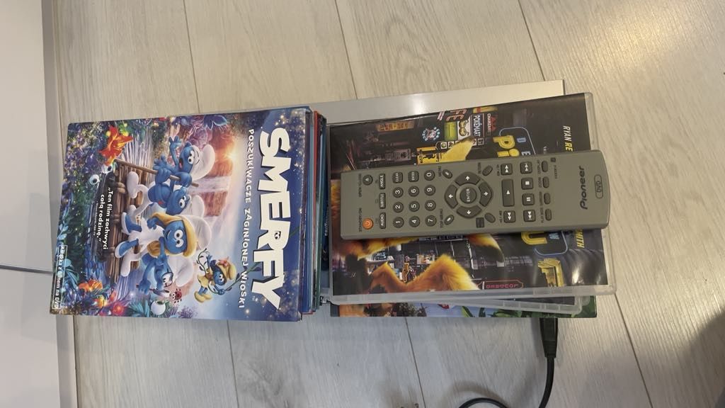 Dvd pionier z plytami