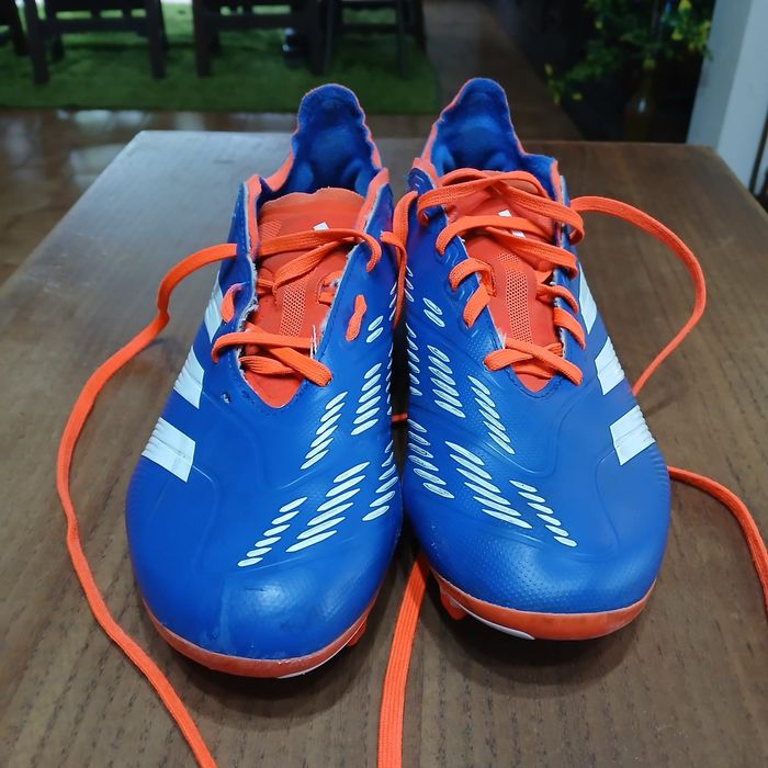 Chuteiras adidas Predator est.1994 azuis