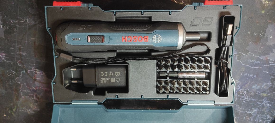 Аккумуляторная отвёртка Bosch Go