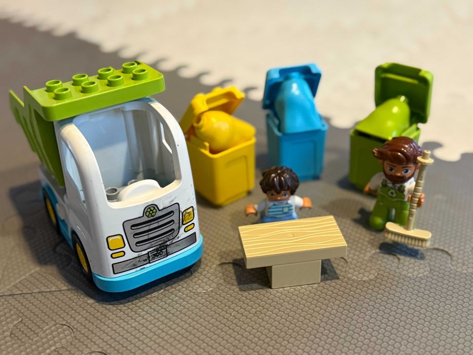 LEGO Duplo śmieciarka i recykling 10945