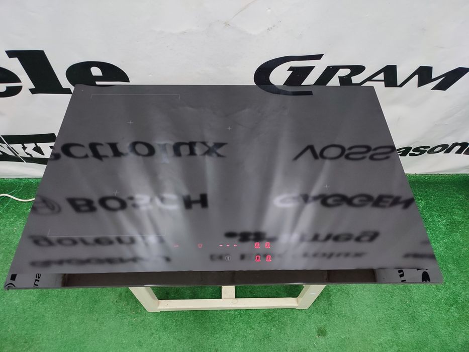 Вбудована індукційна поверхня Point 80 см Італія 2023 рік