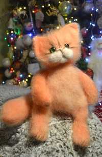 Мягкая игрушка  - пушистый рыжий котик