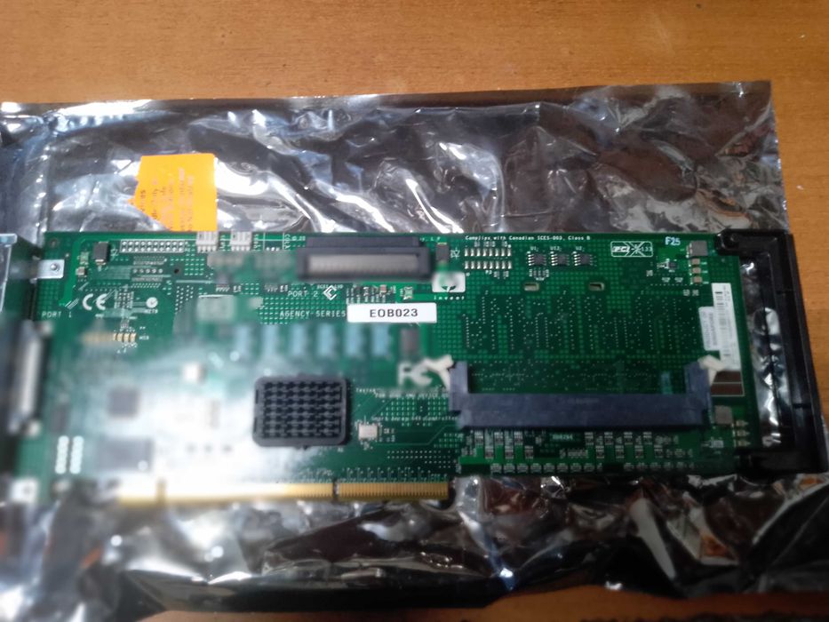 RAID контроллер HP Smart Array 64X 642 EOB023 и платы расширения HP