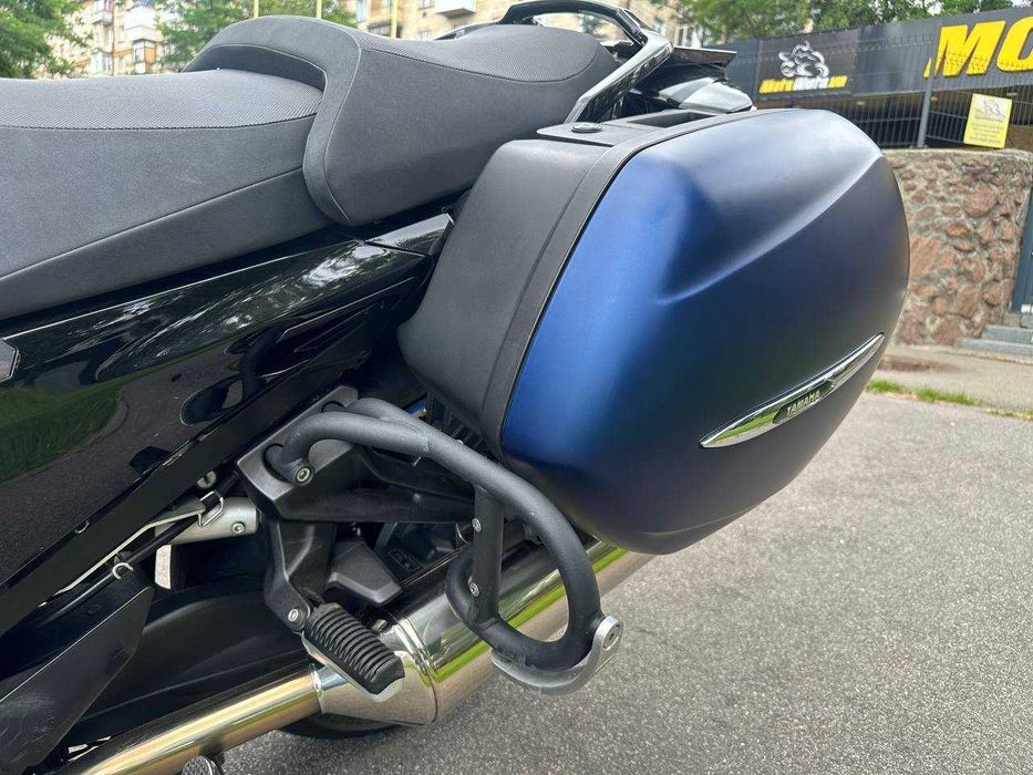 Мотоцикл Yamaha FJR 1300 2020 рік Офіційний