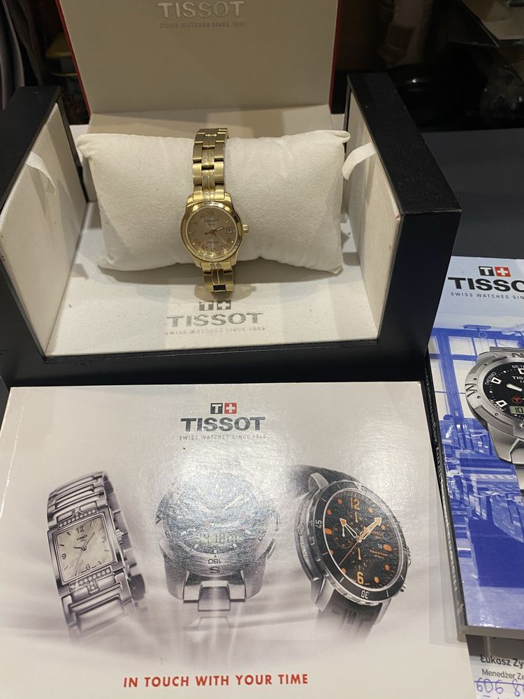 ZEGAREK  damski   firmy TISSOT