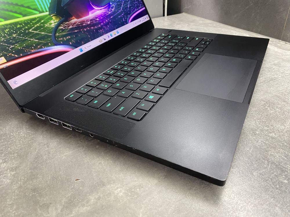 Ігровий ноутбук Razer Blade RTX 2070