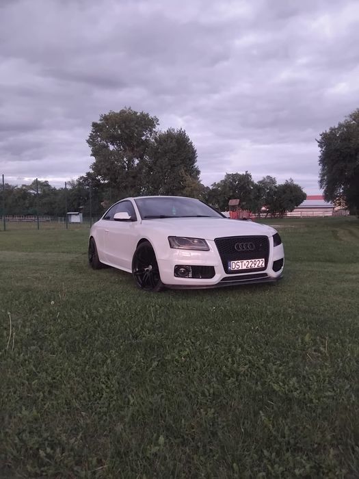 Audi A5 3.0Audi A5 3.0 tdi 3xS line Quattro S tronic
Rok 2011, 245 KM