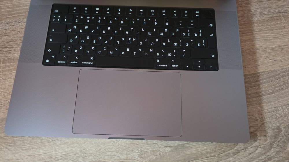 ноутбук Apple MacBook Pro 16 (2021)