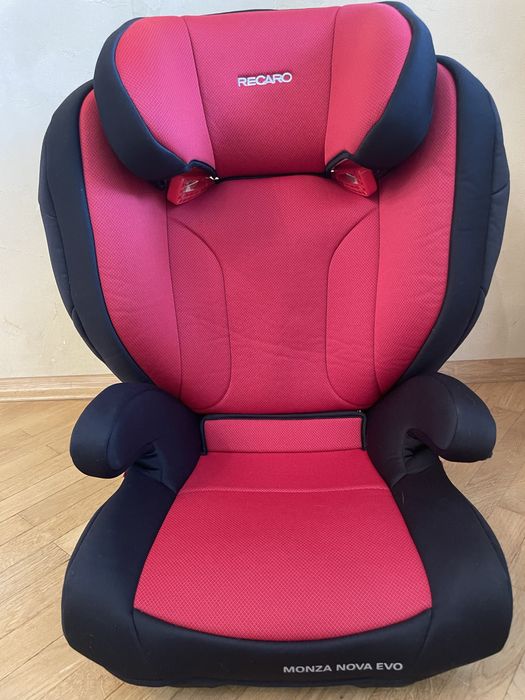 Автокрісло дитяче Recaro Monza Nova Evo Seatfix