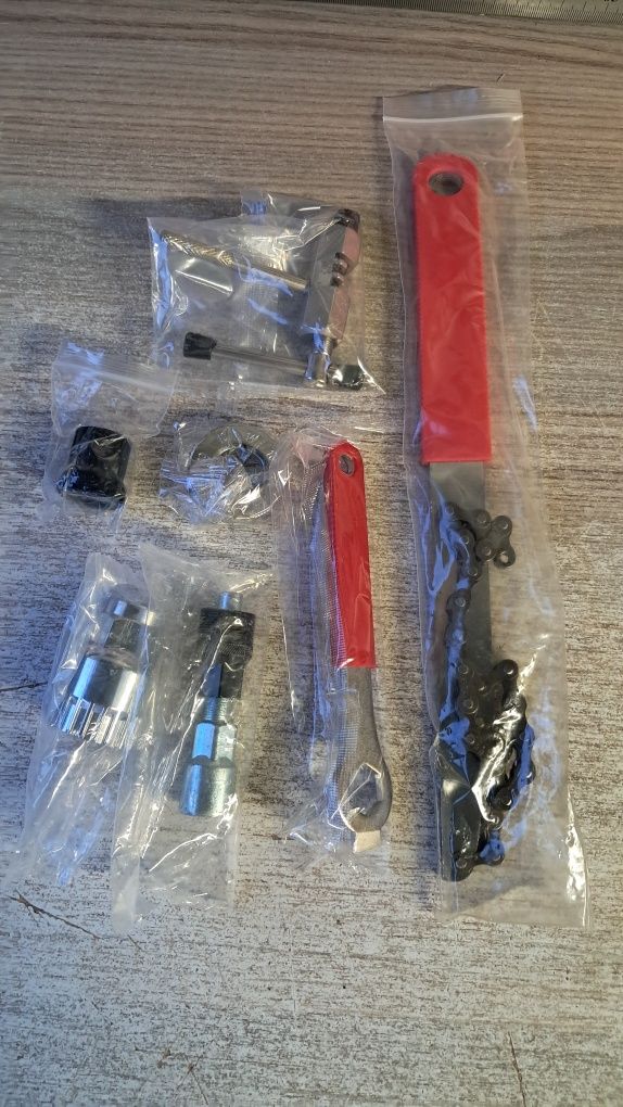 NARZĘDZIA ROWEROWE klucze suportu bacik zestaw 7 el. KD11018